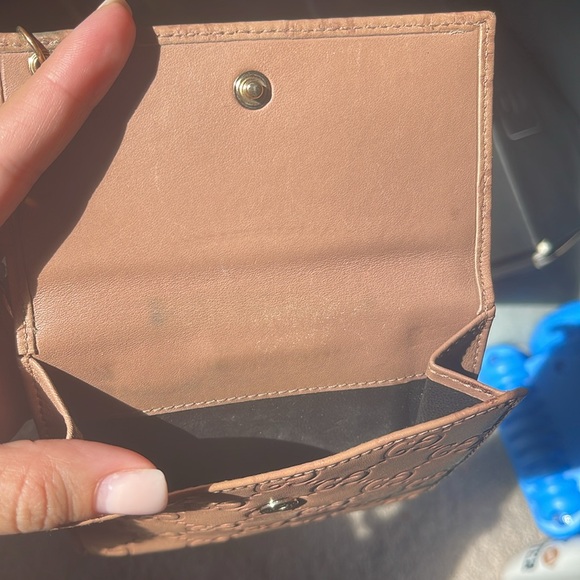 GG Gucci Guccisima Bi-Fold Wallet - Picture 8 of 9